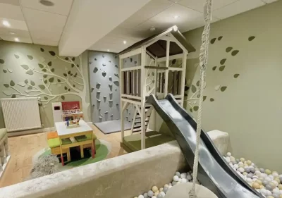 Hotel Bergknappenhof Bodenmais Kinderspielzimmer Schaukel